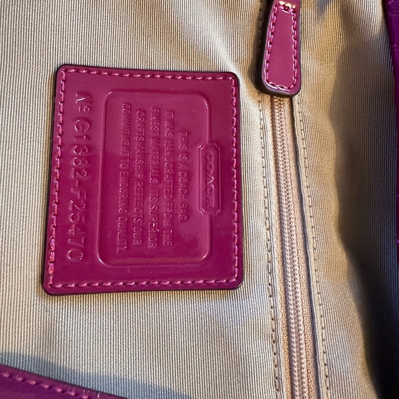 Coach signature C sequin satin tote - Picture 8 of 11